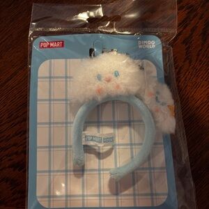 Pop Mart Dimoo world double cloud ‘headband’ keychain NEW